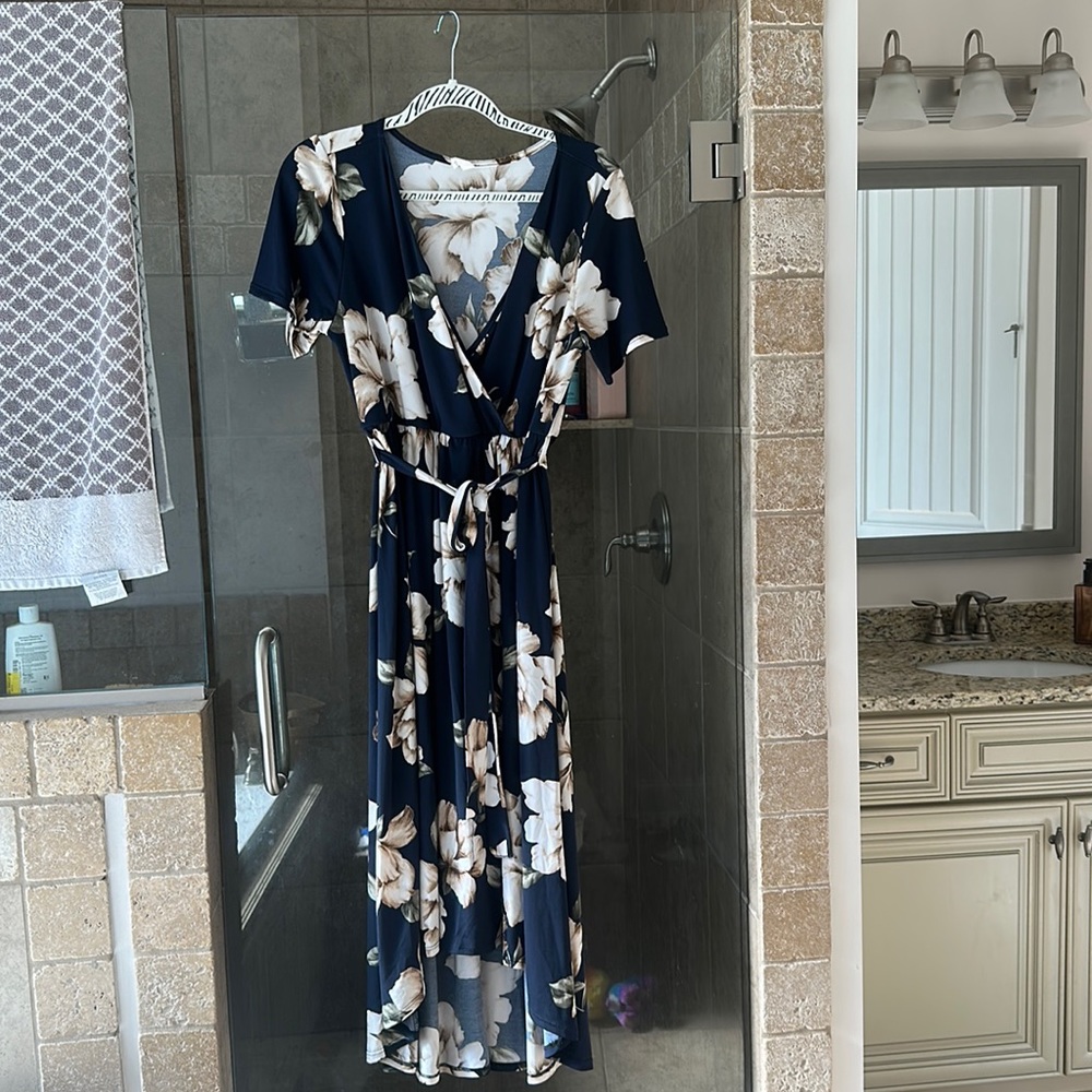 Pinkblush maternity v neck floral dress